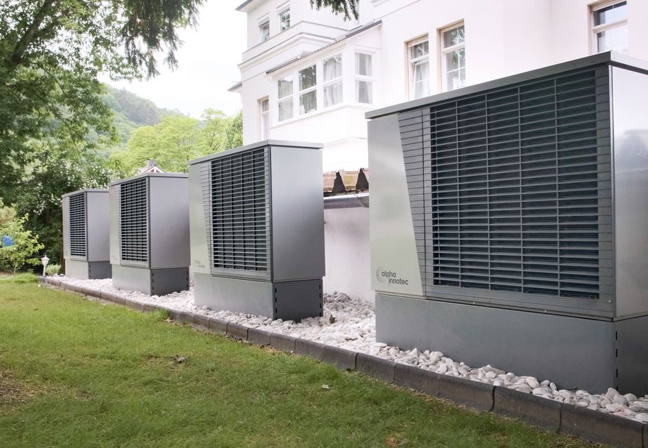 diagram showing heat pump coefficient of performance